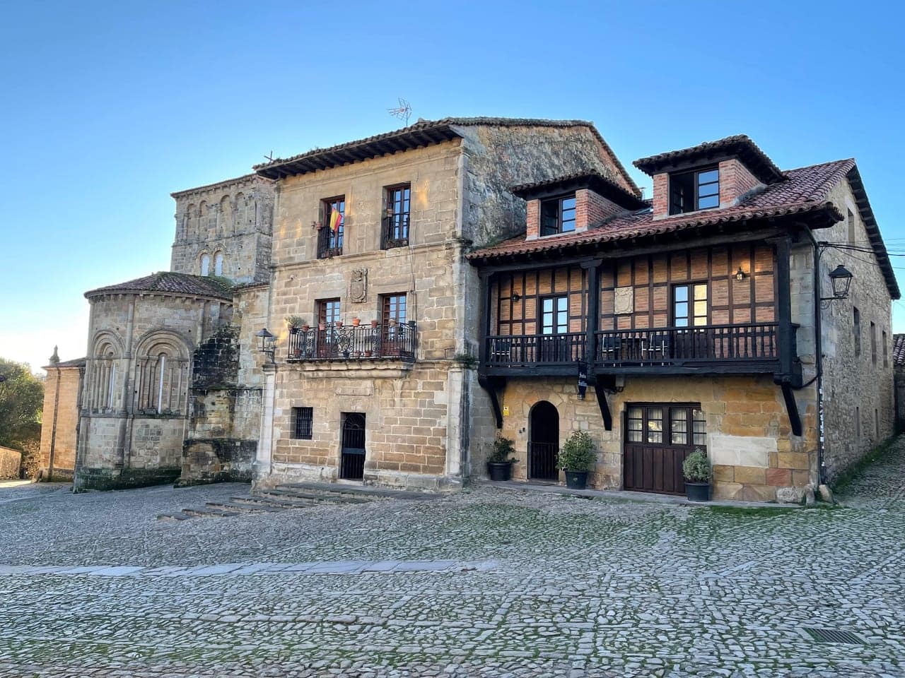 Suites Santillana — imagen 8