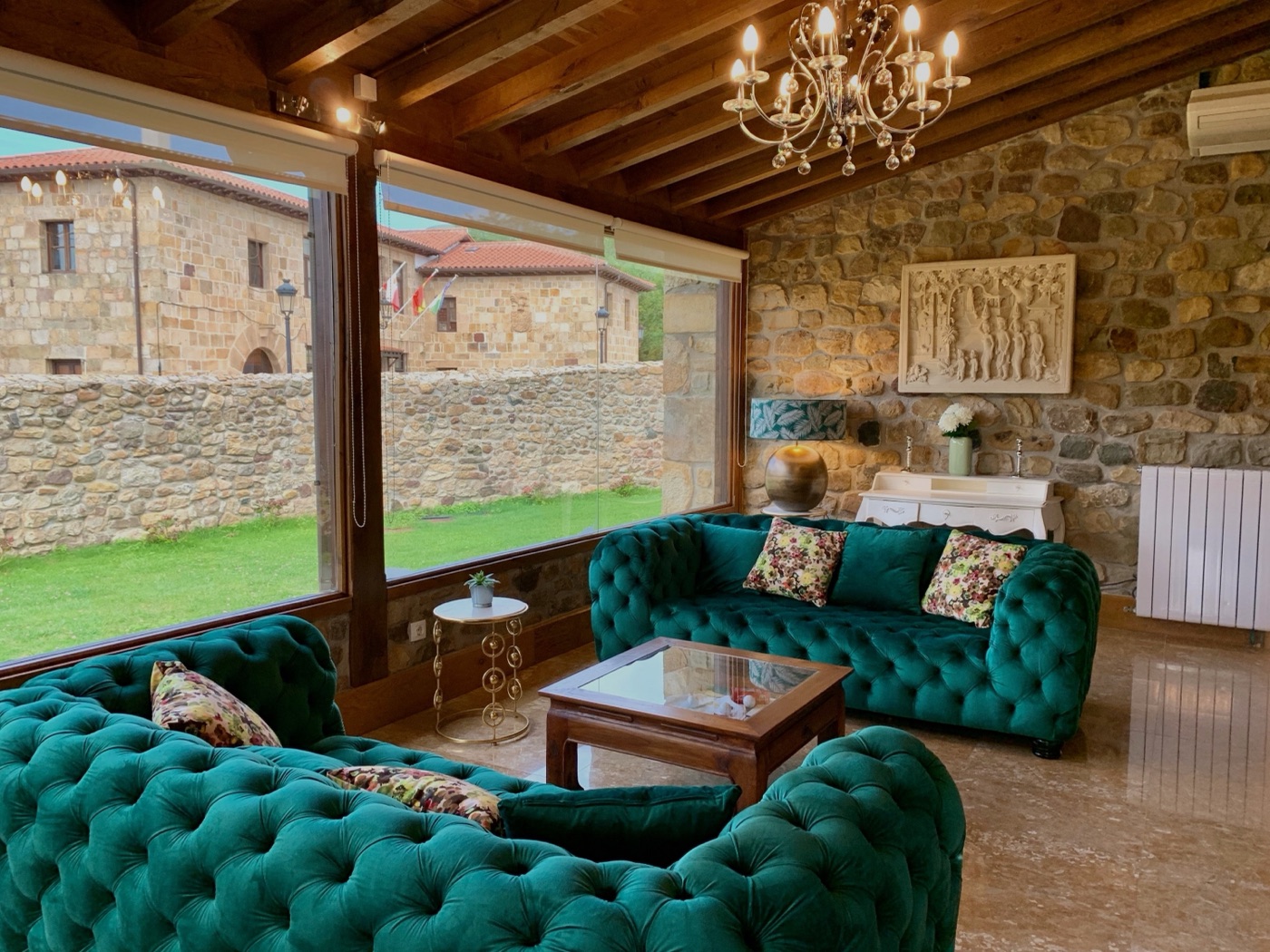 Akla Hotel Suites Valles Pasiegos